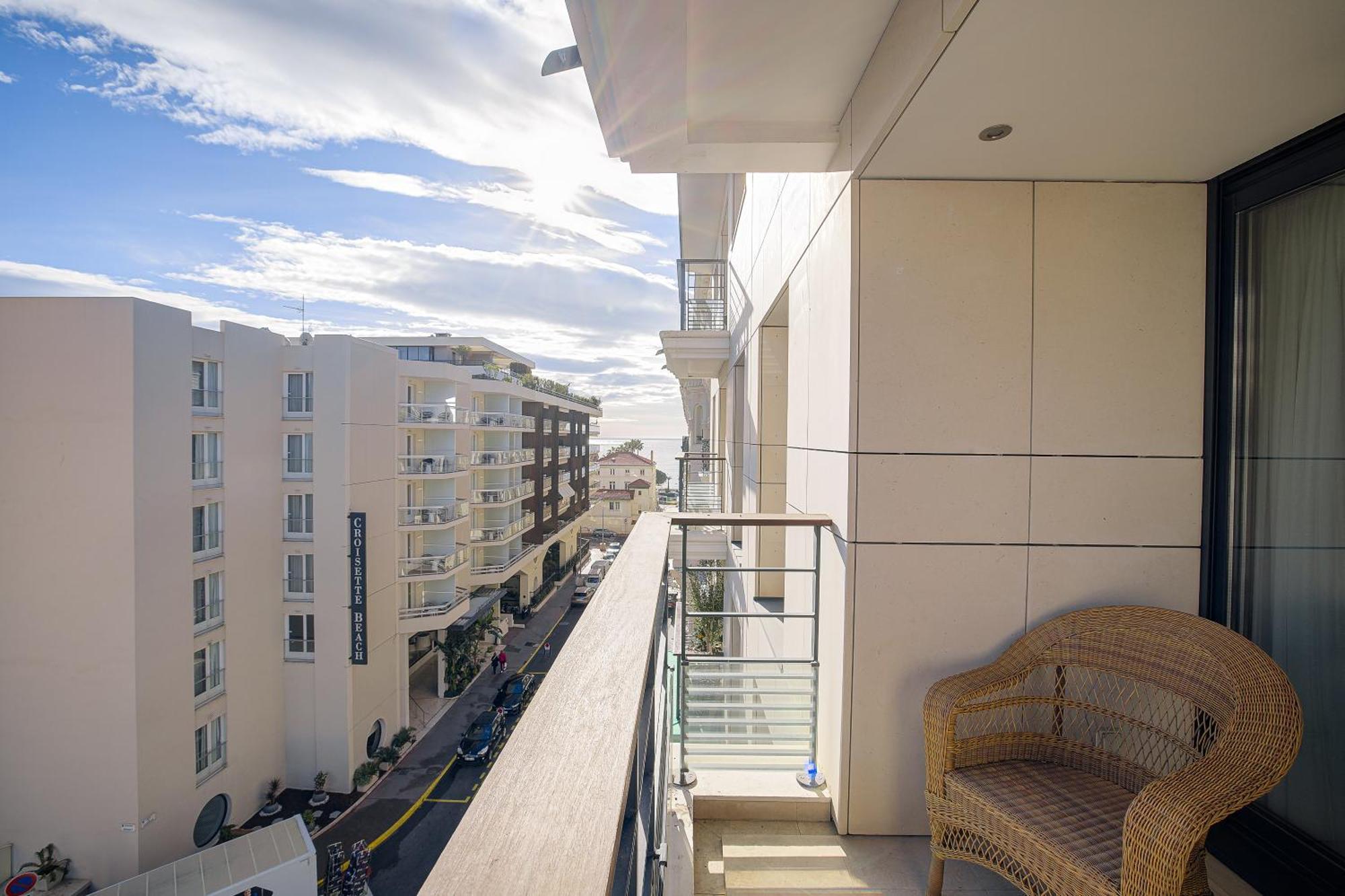 Carlton Riviera Канни Екстер'єр фото