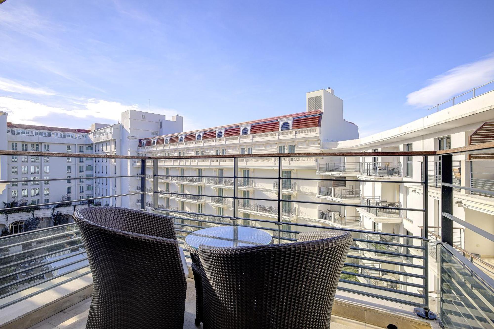 Carlton Riviera Канни Екстер'єр фото