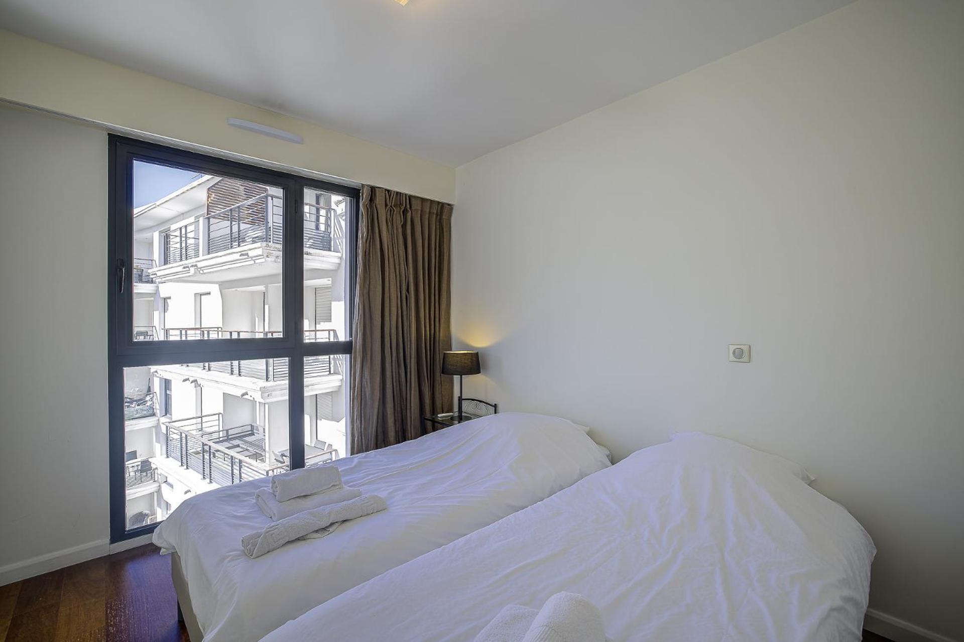Carlton Riviera Канни Номер фото